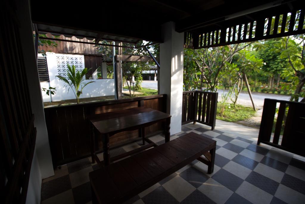 Hora Home Lampang Exteriör bild