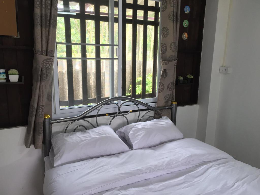 Hora Home Lampang Exteriör bild